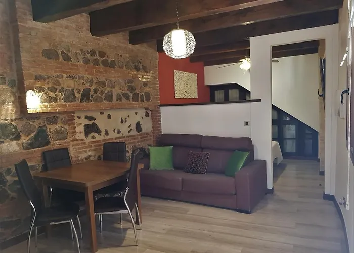 Apartamentos Alcantara